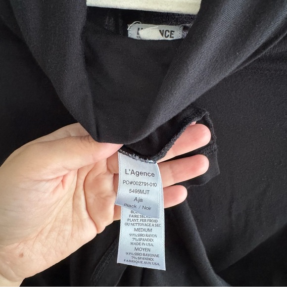 L’AGENCE Basic Black Turtleneck 3/4 Sleeve Soft Top Size M - Picture 8 of 8